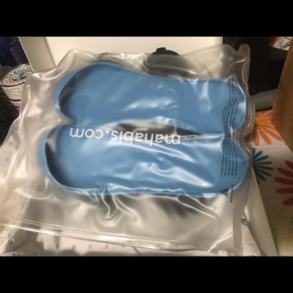 Slippers - Picture 8 of 10